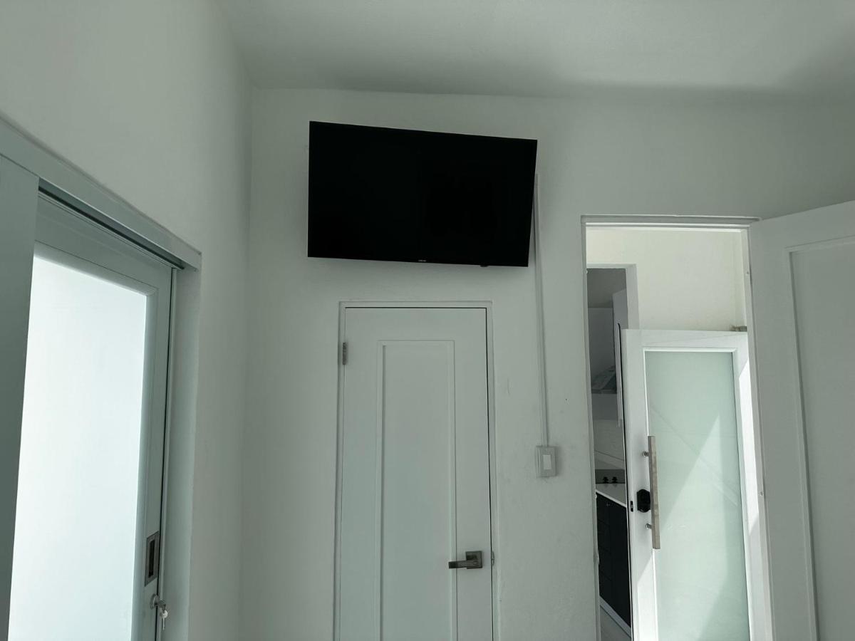 Gorgeous 1-bedroom Beachside Apartamento