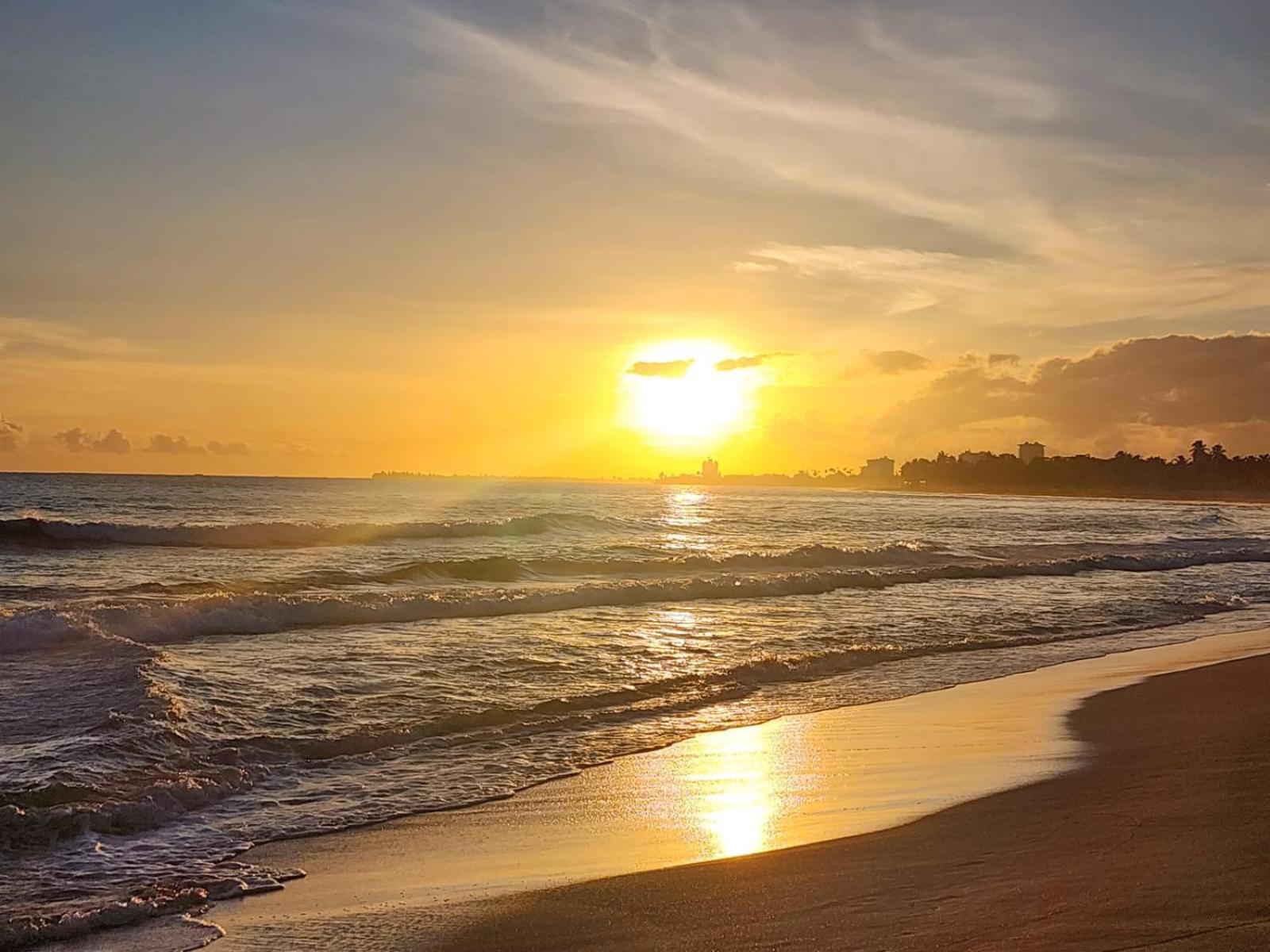 Gorgeous 1-bedroom Beachside Apartamento *